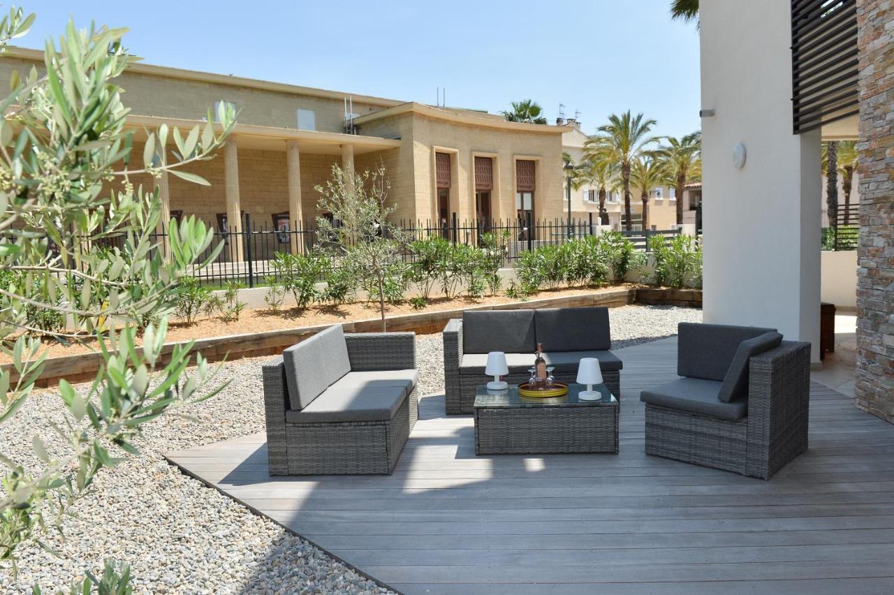 Residence Le Jardin D'Eugenie Sanary-sur-Mer Bagian luar foto